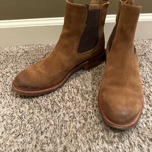 Sofft Women's suede Chelsea boots